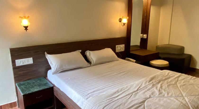 Hotel Sai Palace photo