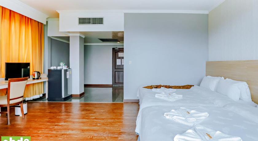 Image of Family Room 12