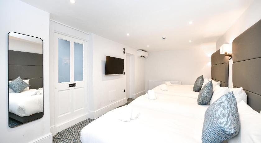 The J Hyde Park - A Park Avenue Hotel photo