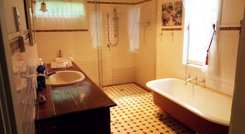 Wagin Cottage Garden Bed and Breakfast photo