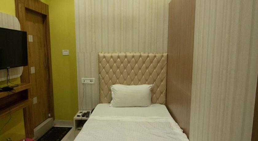 Hotel Himalaya photo