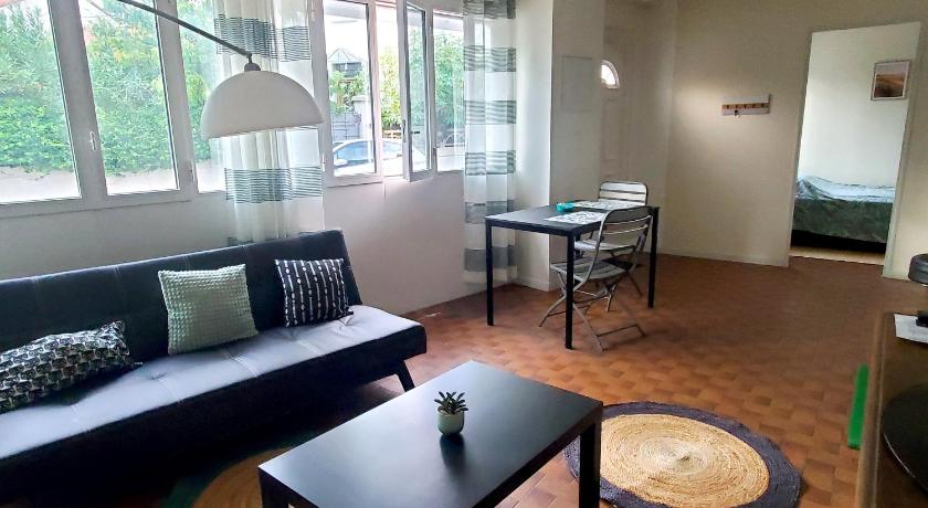 Calme et douillet — Hotel in Avignon