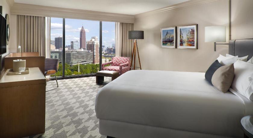 صورة غرفة ديلوكس بسرير كينج واحد (Deluxe Room 1 King Bed) 1