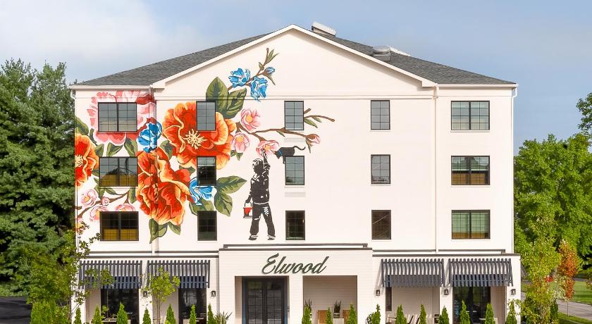 Elwood Hotel &amp; Suites — Hotel in Lexington (KY)