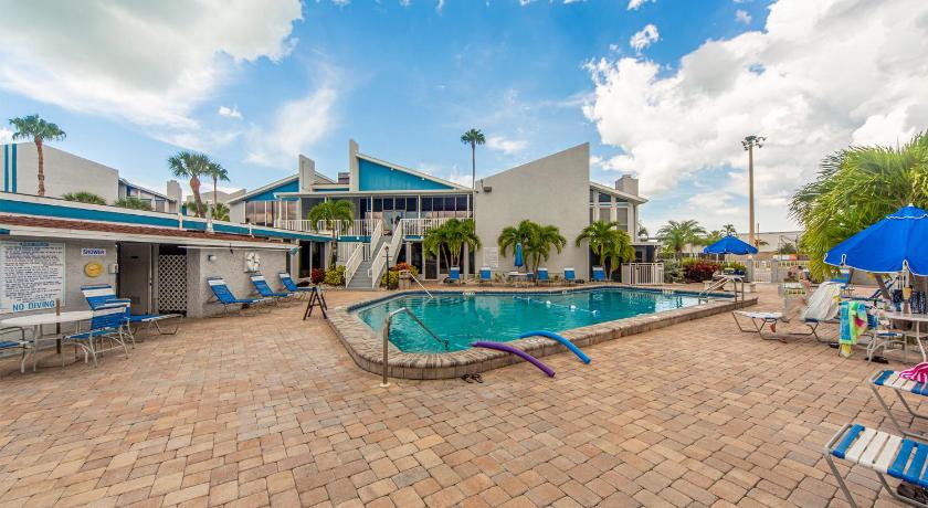 #159F Madeira Beach Yacht Club photo