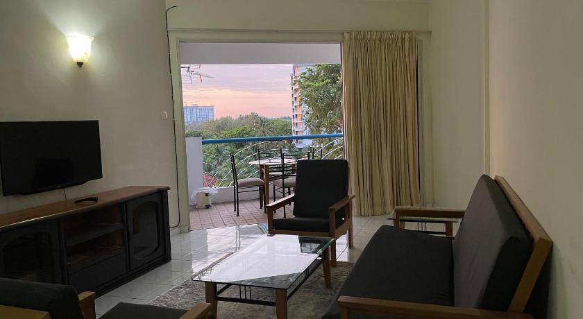 Seri Bulan Apartment Teluk Kemang photo