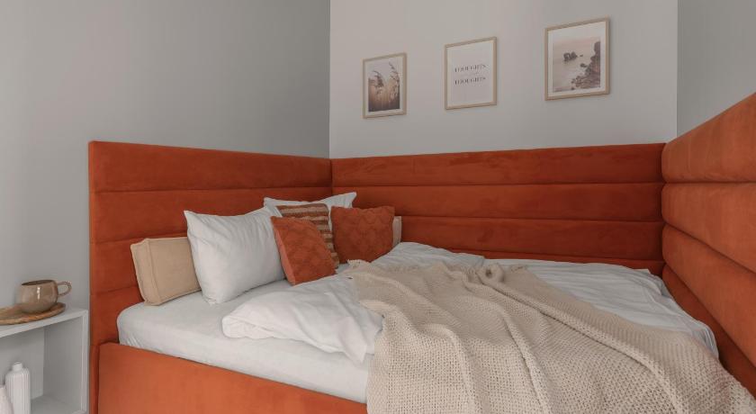 HARBOR APARTMENTS - Damrota — Hotel in Katowice