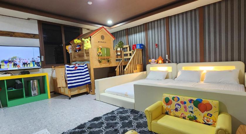Kids & Family Hotel photo