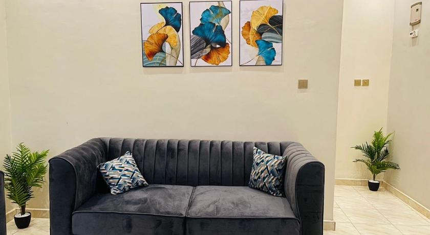 Ola's homes (well furnished,1-bedroom rental unit) photo
