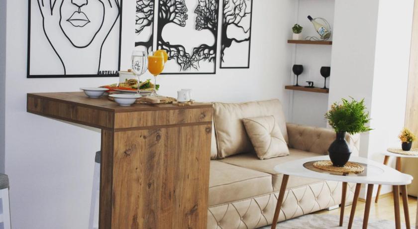 Apartment INES Ohrid — Hotel in Ohrid