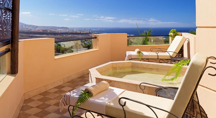 Image of Queen Villa with Private Pool 1