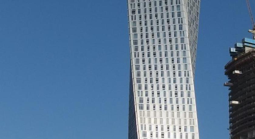Penthouse in Dubai Marina , Cayan tower , sea view photo