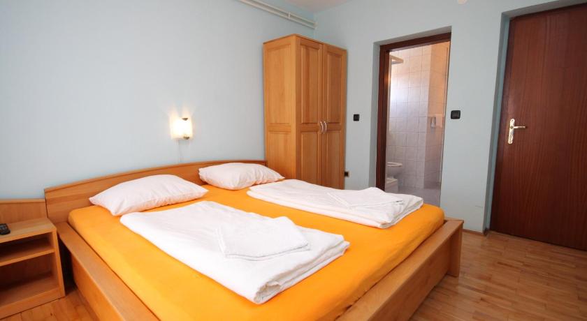 Double Room Peroj 2235c photo