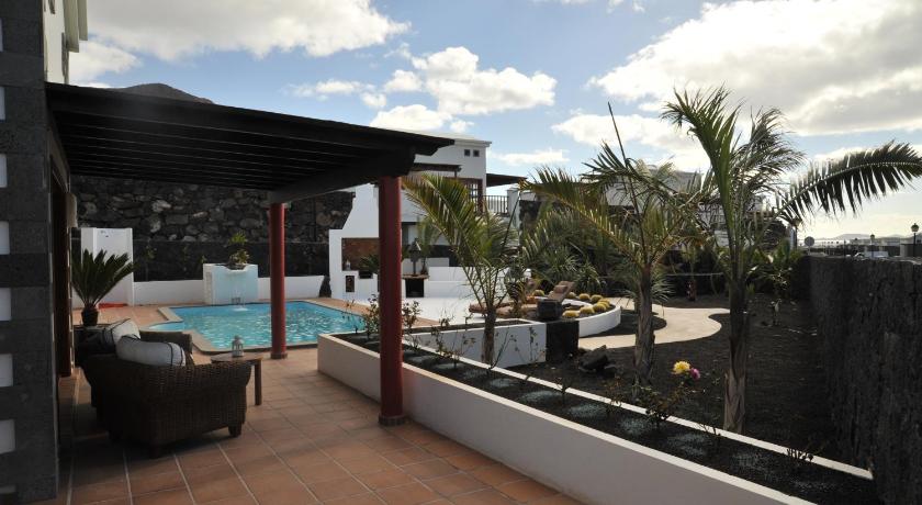 Villa Calero photo