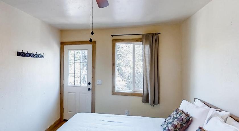 Cascadel Hideaway photo