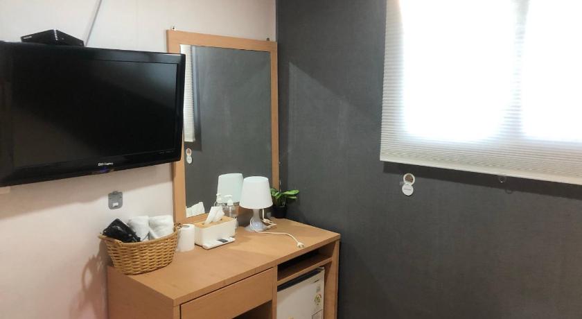 首尔 Chris Hostel 2星级 酒店 大堂