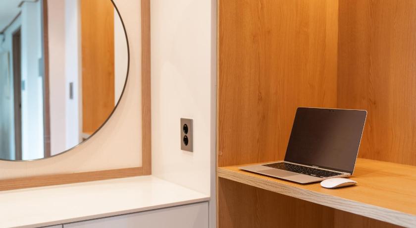 Seoul Luxe & Suite Room 4-Star Single Room pool