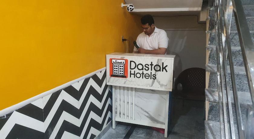Dastak Hotels Near Airport & Bus Terminal photo