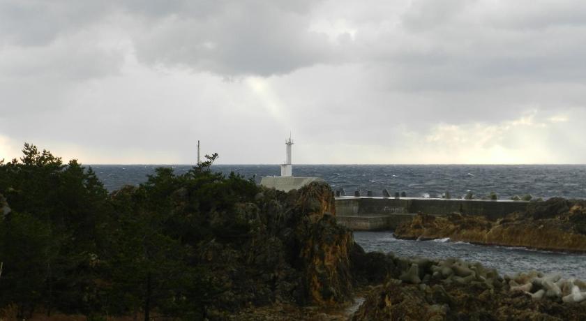 佐渡ベルメールユースホステル 佐渡 年 最新料金 7999円 部屋写真 口コミ