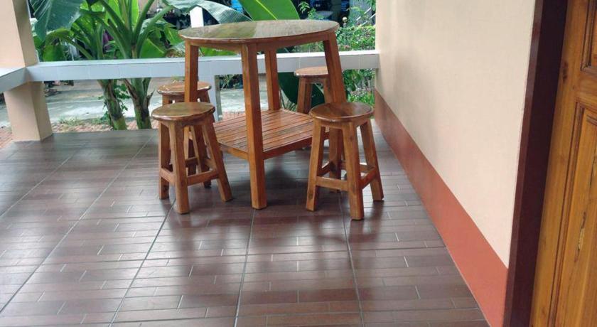 パッタルン Chuanchom Resort 3つ星 ホテル レストラン