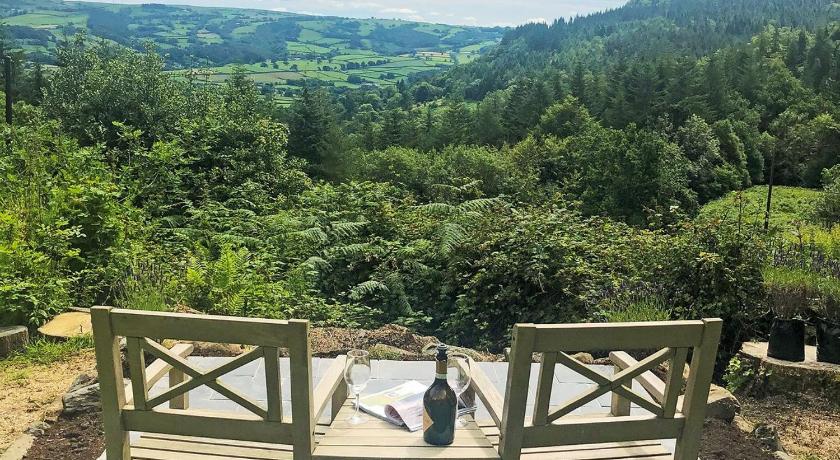 Clawdd Gwyn — Hotel in Trefriw