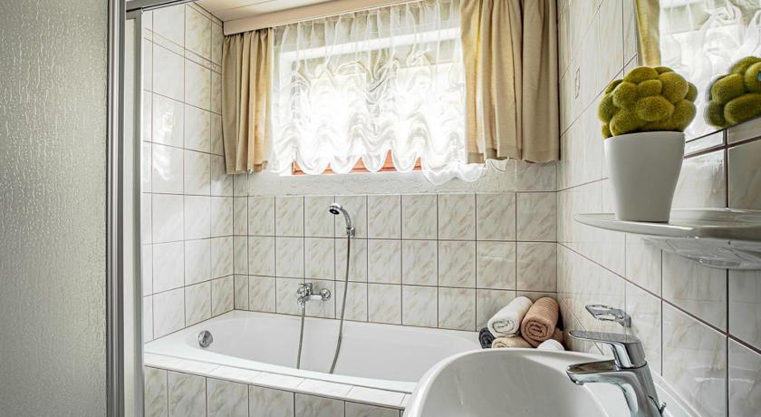 Apartments Leszek Elis 141 photo
