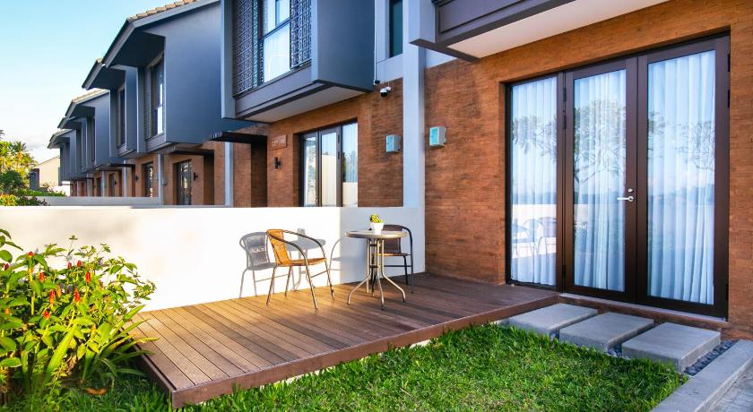 Tampilan De Hsahe Villas