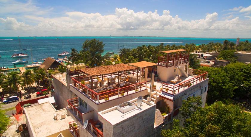 Sol Caribe Departamentos &amp; Suites — Hotel in Cancun