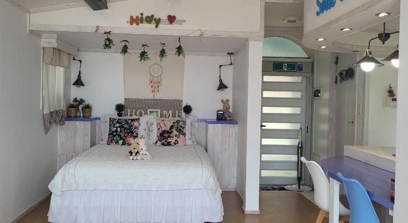 Image of Studio Ocean View 6
