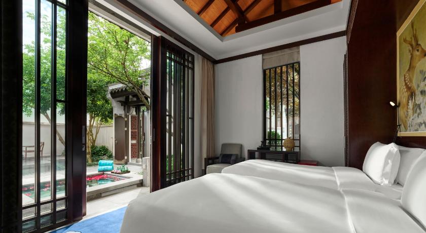 Image of Two Bedroom Jet Pool Villa - Twin 4
