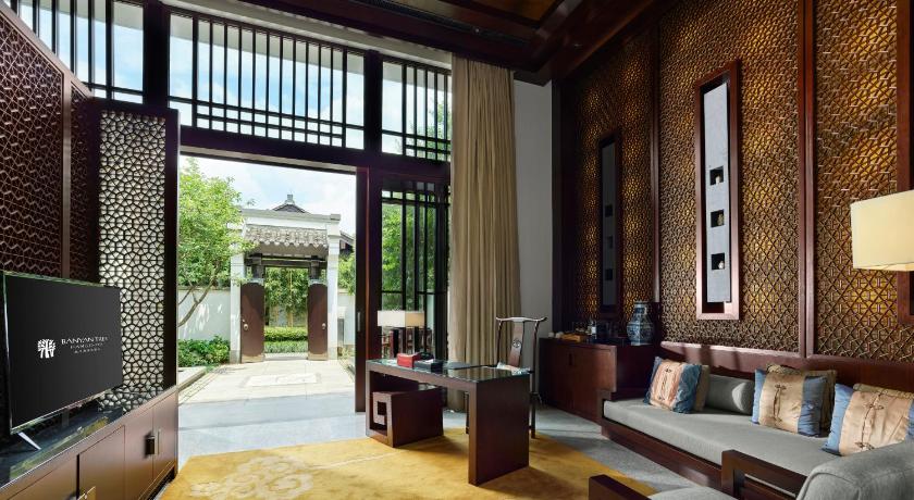 Image of Two Bedroom Jet Pool Villa - Twin 1
