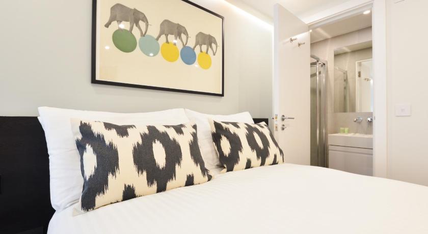 Earls Court West Serviced Apartments photo