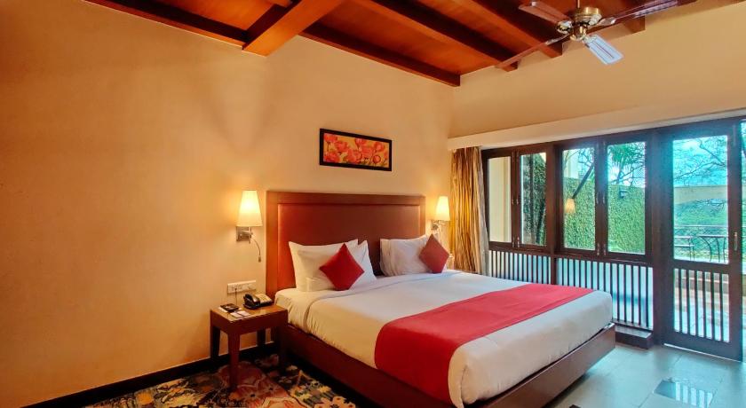 Image of Junior Suite with 20% off on Session on Spa , Food & Beverages and complimentary Access to Water Park Rides 1