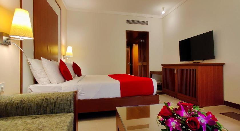 Image of Deluxe King with 20% off on Session on Spa , Food & Beverages and complimentary Access to Water Park Rides 4