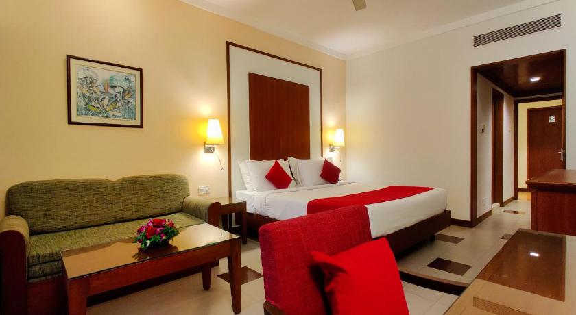 Image of Deluxe King with 20% off on Session on Spa , Food & Beverages and complimentary Access to Water Park Rides 3