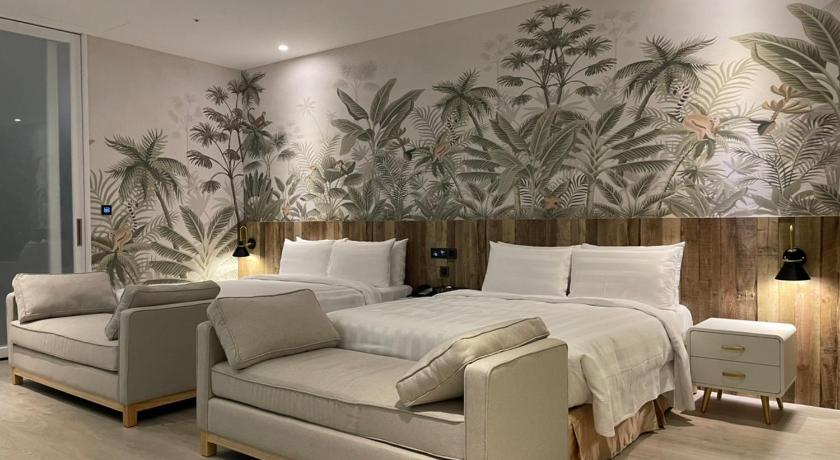 Image of Business Quadruple Room 0