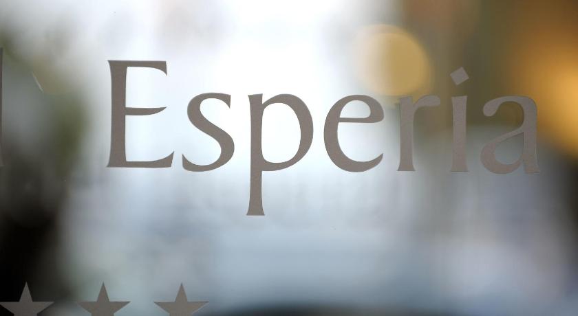 Esperia Hotel