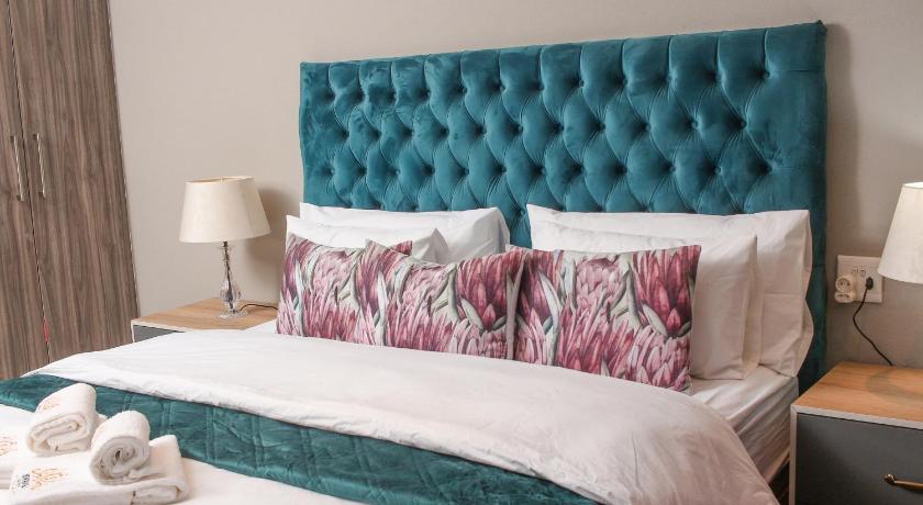 Senaville Guesthouse photo