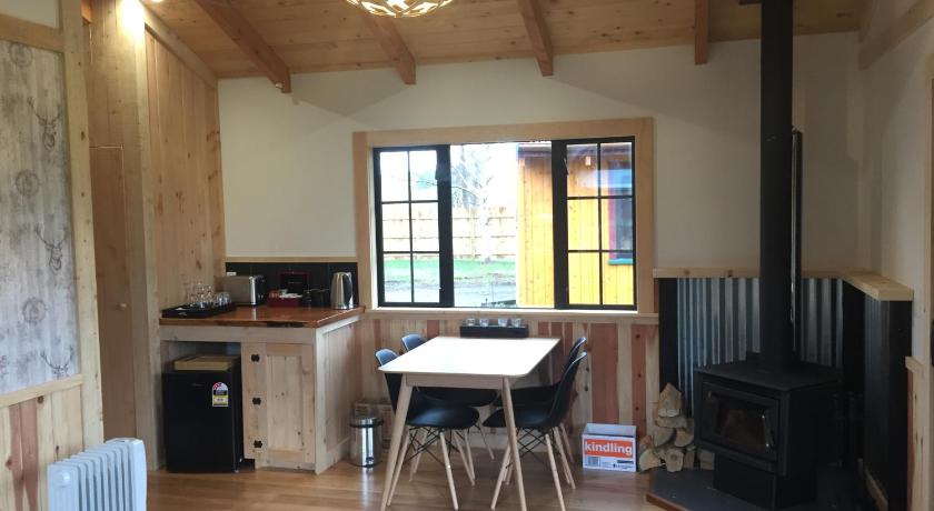 Image of One-Bedroom Chalet 6