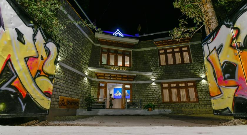 Raybo Hostel