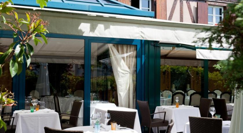 Hotel Restaurant Relais De La Poste - Strasbourg Nord