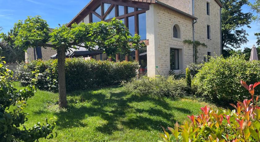 Hotel La Vinaigrerie LOGIS — Hotel in Joinville