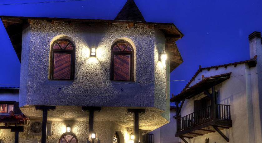 Chateaux Constantin Agistro