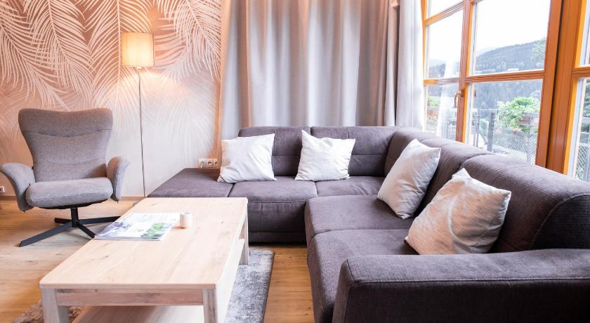 Image of One-Bedroom Apartment with Balcony 4