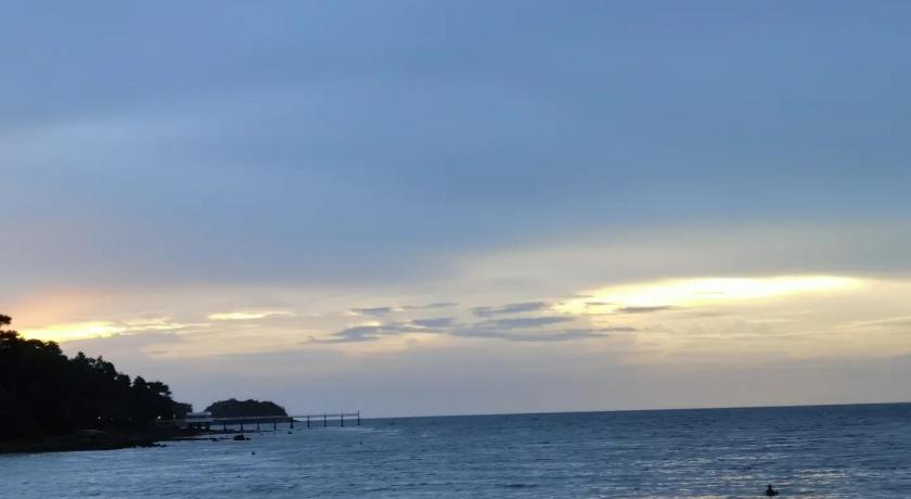 โรงแรมลิลลี่ฮอลิเดย์ Lily Holiday Hotel photo