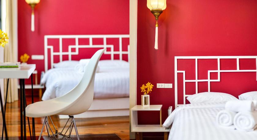 Image of Deluxe Double  Room 8