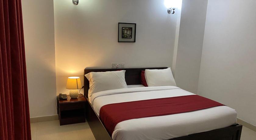 Azaiba Hotel Apartments photo