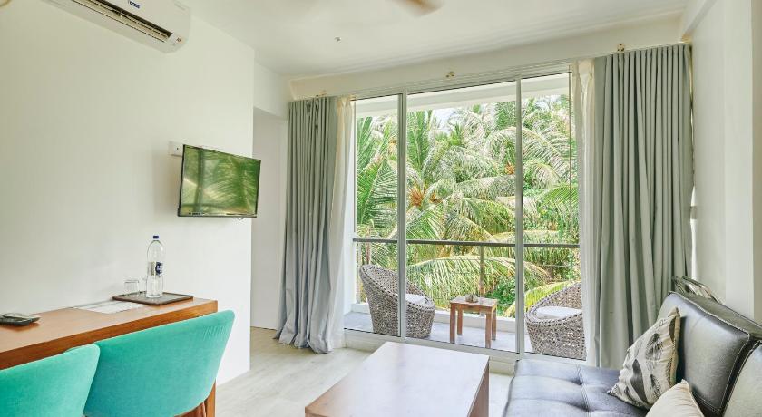 Maldives Island Bliss Dhigurah 3-Star Accommodation suite