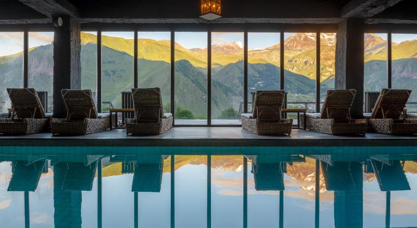 Rooms Hotel Kazbegi photo