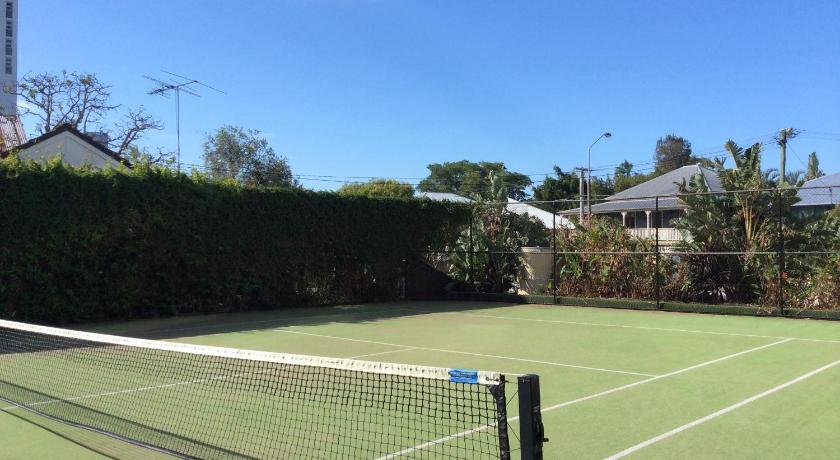 Kirribilli Riverfront Apartments